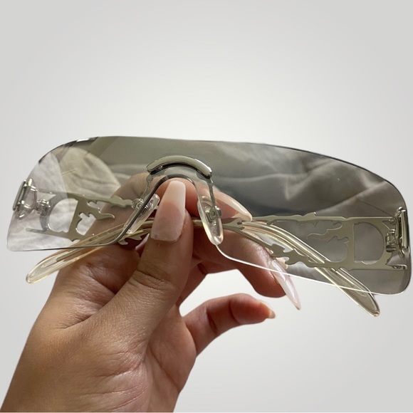 Vintage Christian Dior Fire Sunglasses - Picture 4 of 7